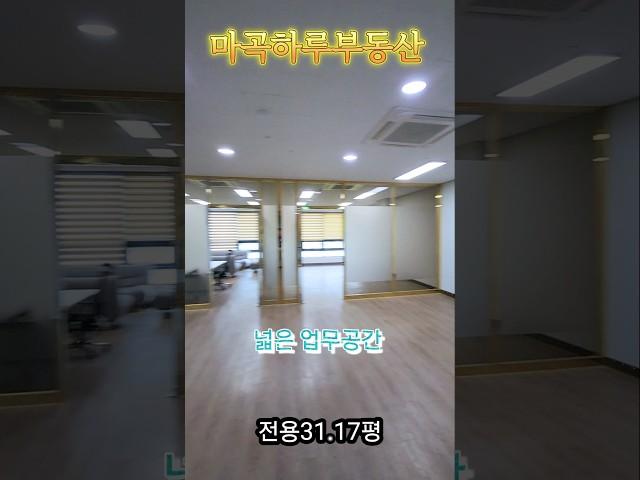 골드프레임 룸 인테리어