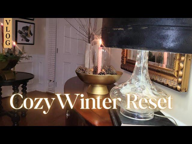 Life in my 50's in Atlanta ~ One Day at a Time~ Winter Foyer Reset~ No Snow Days