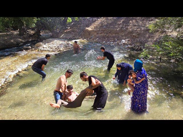 A Fun Family Picnic by the River | Swimming and Delicious Lunch