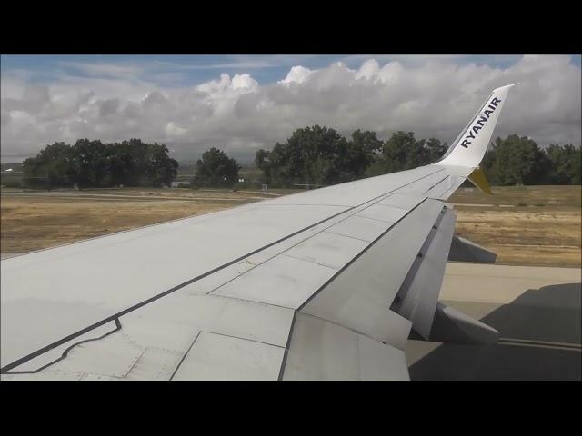 Ryanair Boeing 737-800 Faro to Newquay *Full Flight (Autopilot landing)