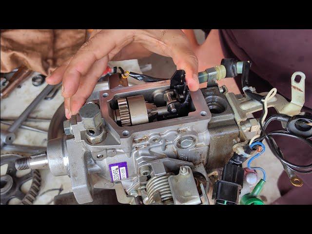 mitsubishi Intercooler Pajaro diesel pump repair // Intercooler 4m40 engine diesel pump repair