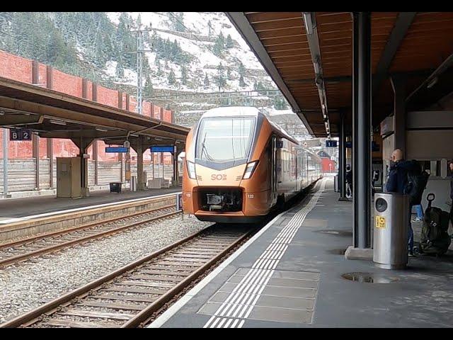 Trainspotting CH, SOB Traverso RABe 526 122 fährt in Göschenen ein