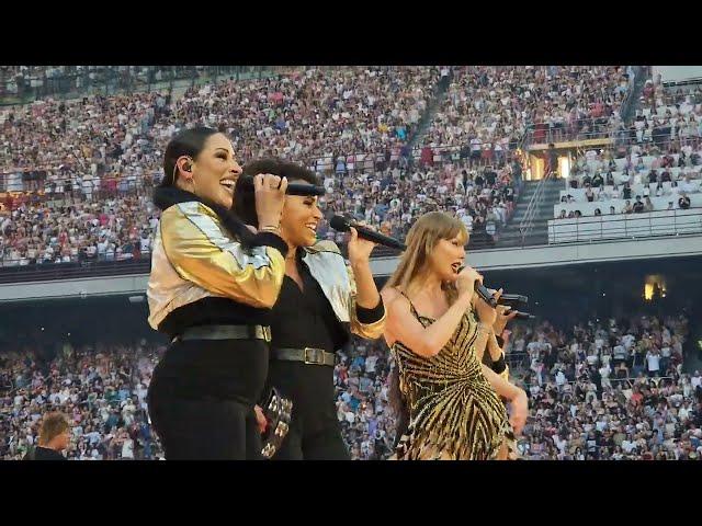 Taylor Swift Milano San Siro The Eras Tour  - You Belong With Me FRONTE PALCO