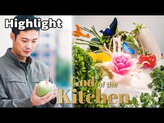 A man carved a flower from a carrot, and it attracted hundreds of butterflies.【God of the Kitchen】