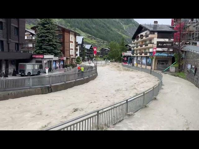 Zermatt: Visp Hochwasser/Flut bei der Sunnegga-Bahn