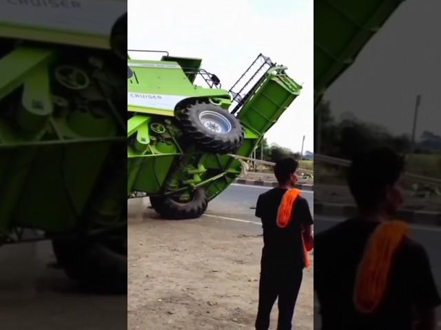 Harvester Ka Accident Ho Gya #harvester #combine #shortvideo #youtubeshorts #vehicleline #vehicles