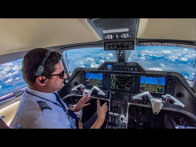 CONHEÇA A CABINE DE UM AVIÃO DURANTE O VOO - EMBRAER PHENOM100 #175