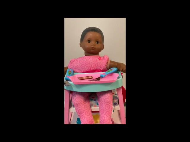 American Girl Doll Blake eats at Momma's Diner Version 2 | Adventures with Blake