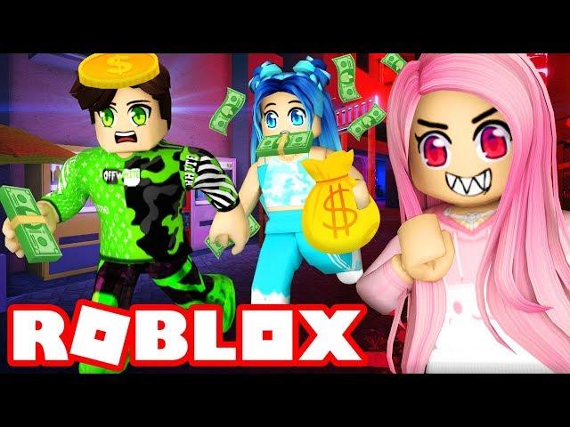 RUN FOR THE MONEY! Roblox Flee the Facility!