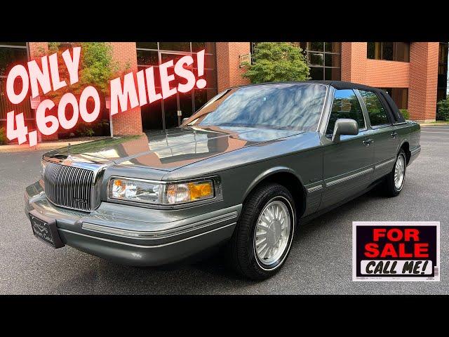 4,600 miles! 1997 Lincoln Town Car Signature FOR SALE by Specialty Motor Cars