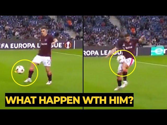 Unseen footage VIRAL Ugarte looks embarrassing can't control the ball almost slipped during warm up