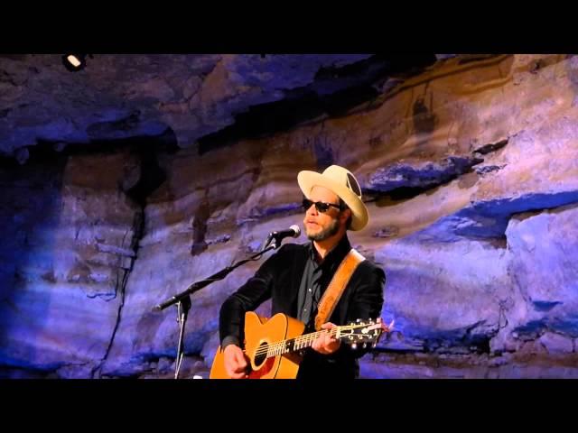 Amos Lee, Careless (Bluegrass Underground)