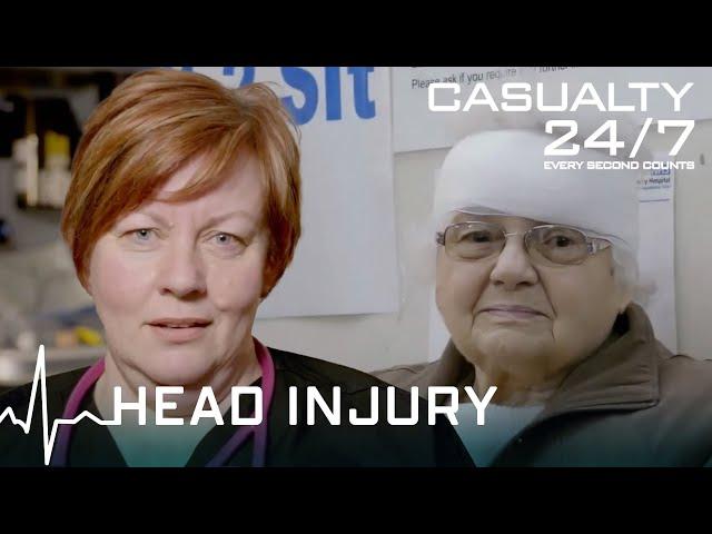 Head Injury From Icy Fall | Casualty 24-7: Every Second Counts