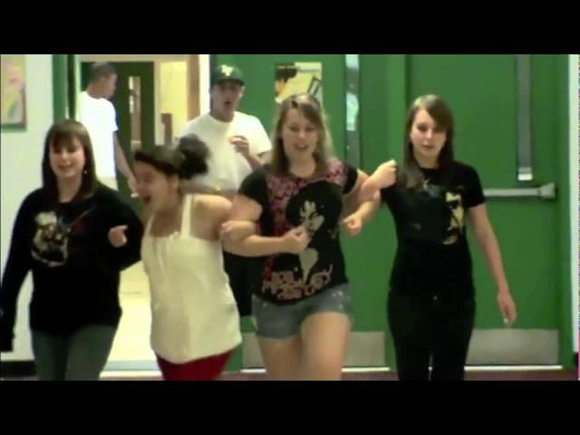 Music Video: Alice Cooper - School's Out