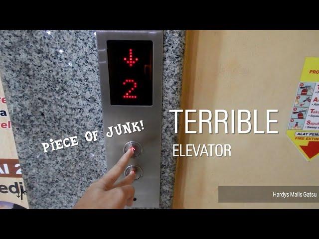 Piece of Junk Scenic Elevator - (Former) Hardys Malls Gatsu, Denpasar, Bali, ID