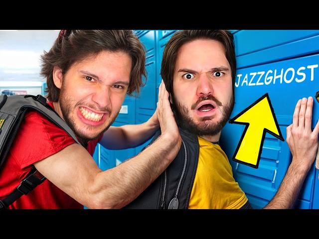 Encontrei o JAZZGHOST na ESCOLA DE YOUTUBERS!! (Bad guys at School)