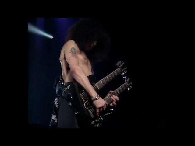 Knocking On Heavens Door - Guns N Roses Live In Tokyo 1992 HD