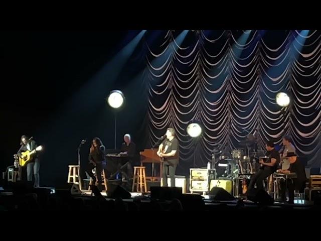 Vince Gill and Jack Schneider sing “This Old Guitar and Me” The Fox Theater.