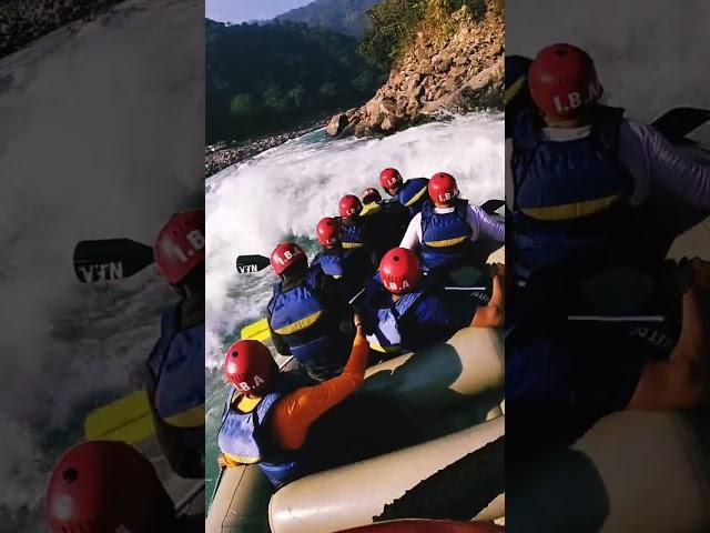 Dangerous rafting ride | Rishikesh Rafting #shortvideo