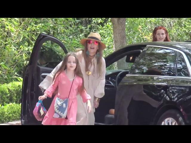 Lisa Marie Presley Seen Reuniting With Twin Daughters - May 29, 2017