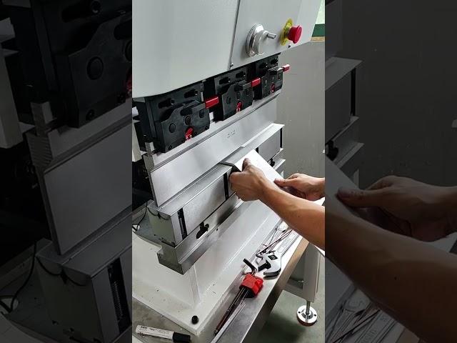 Using a electric press brake to make samples for customers