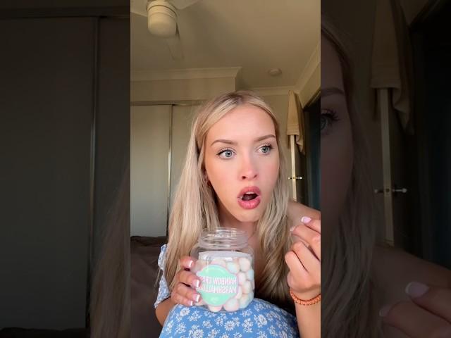 Trying FROZEN crispy marshmallows #ytshorts