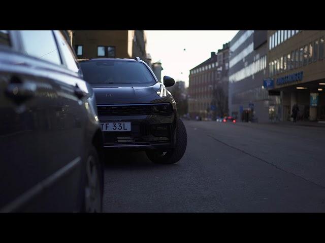 Lynk & Co: Semi-automatic parking