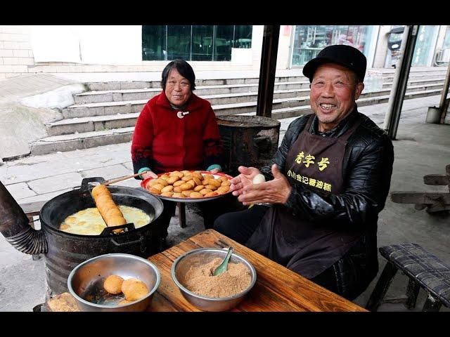 Gansu uncle fried oil cake  50 years of practice ruthless iron hand  inheritance 3 generations do n