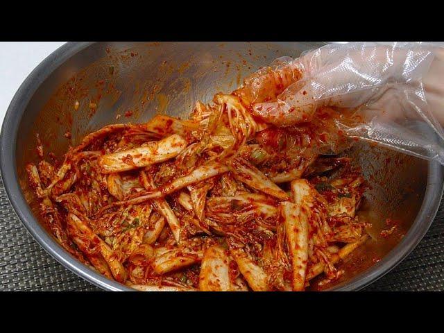 Eng sub)Korean Fresh Cabbage Kimchi Recipe::So Easy!