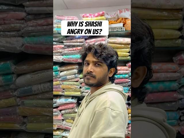 Street shopping in Surat #shorts #shortsindia #telugu #teluguvlogs #shopping #streetshopping #fyp