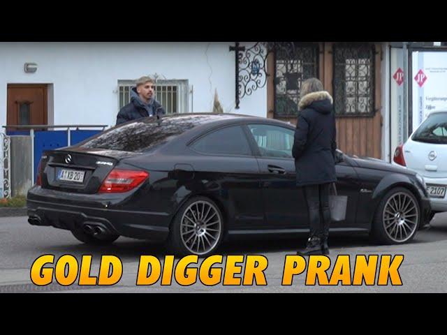 GOLD DIGGER PRANK MIT C63 AMG in MÜNCHEN! | Buny