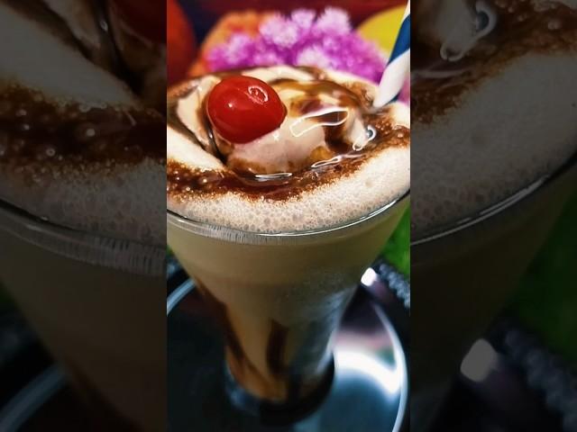 chocolate coffee milkshake#shots #coffee lover#chocolate #ritus kitchen short