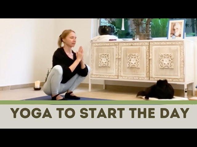 Wake Up And Flow: Morning Yoga For All Levels