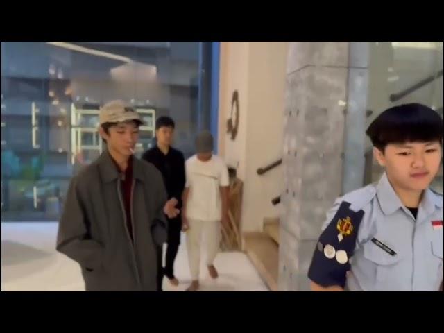 Short Movie : Three Detectives : The Eye Of Oracle