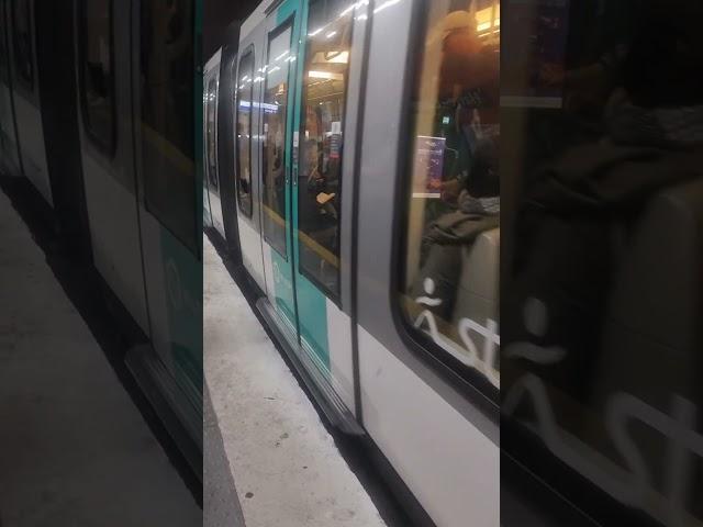 metro France  #paris #shopping #pickpockets #love #