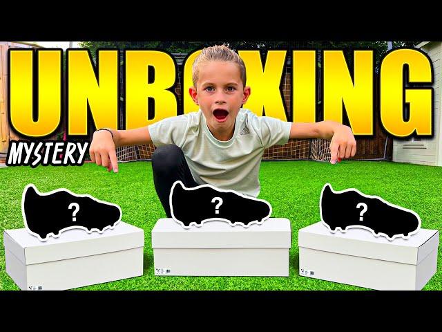 MYSTERY FOOTBALL BOOTS UNBOXING - I GOT MY DREAM BOOTS 