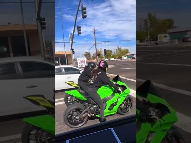 Yamaha R1 or Kawasaki ZX10RR?