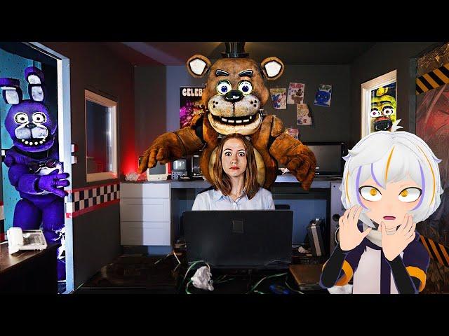 Five Nights at Freddy's en la vida real! | ChuyMine REACCIONA a Shiloh y Bros Español