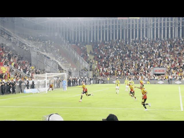 Göztepe 2 Fenerbahçe 2 İkinci Gol Tüm Stad ve Tribünler Yıkılıyor