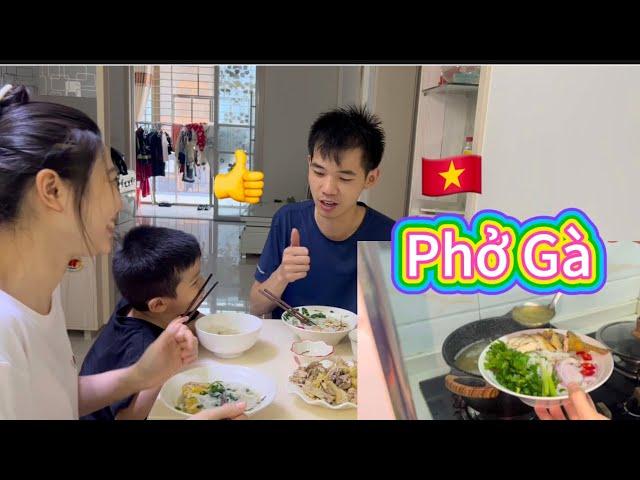 Chồng Trung Lần Đầu Tiên Ăn Phở Gà ,Phản Ứng Ra Sao