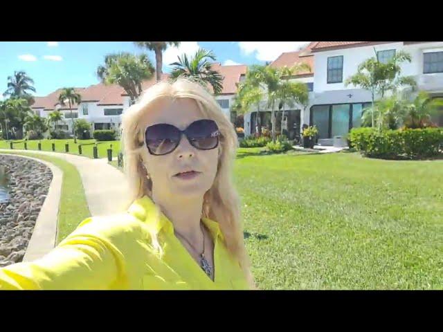 Florida LIFESTYLE.  MARINERS COVE GATED COMMUNITY IN  Palm Beach Gardens with private DOCKS for sale