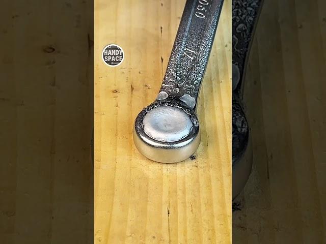 Wow! The Tin and Bolt Trick!