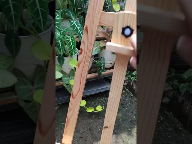 DIYed Art easel. #arteasel #diy #woodcraft #woodworking #easellukis