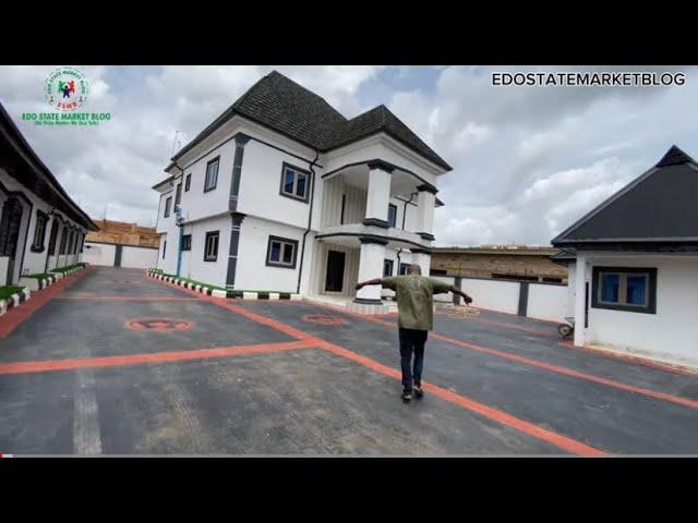 ONE OF EDO BEST FURNITURE MAKER DID WONDERS IN THIS MANSION IN BENIN CITY WARDROBE KITCHEN CABINETS