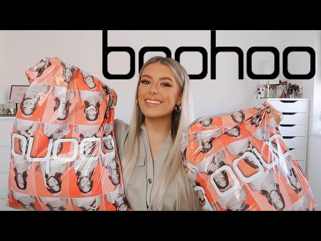 BIG BOOHOO HAUL / HOW I'M DRESSING UP IN QUARANTINE?! | Fern Roberts