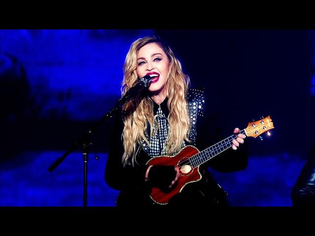 Madonna - 08. True Blue (Rebel Heart Tour LIVE)