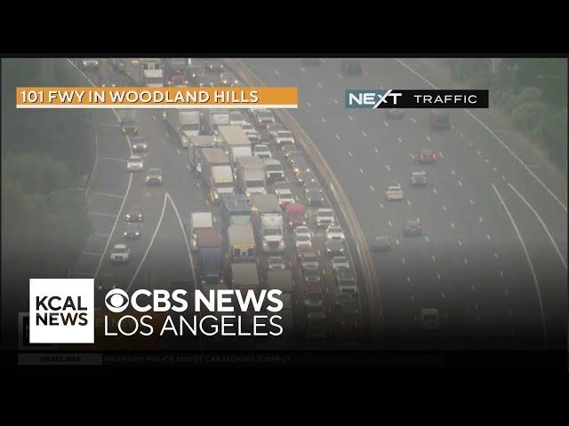 Deadly crash on 101 Freeway in Woodland Hills triggers partial closure