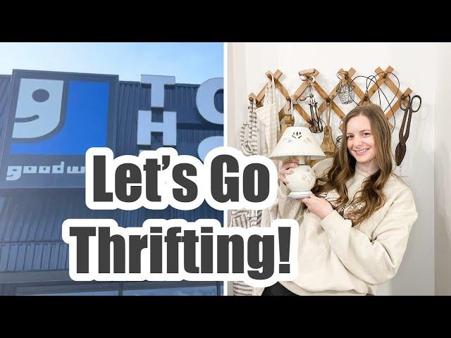 Goodwill Shop With Me & Haul | Thrifting For Antique Farmhouse Decor