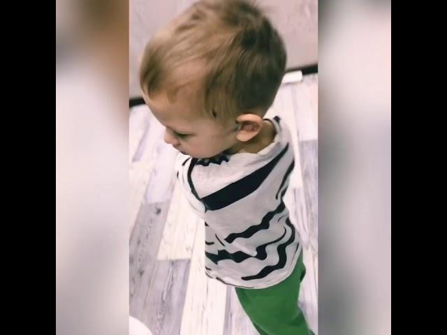 Помощник Максим в деле