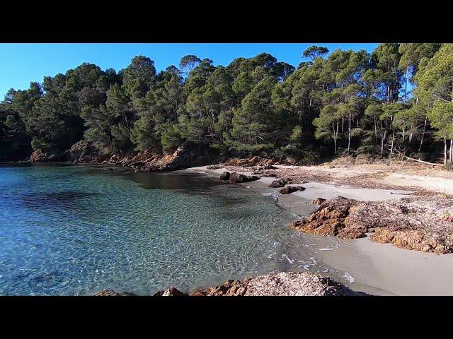 De la plage de l'Argentière au Fort de Brégançon. Une rando sur le Sentier du Littoral Varois